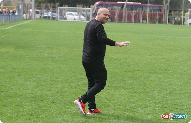 מומו ניסטל (שלומי גבאי)